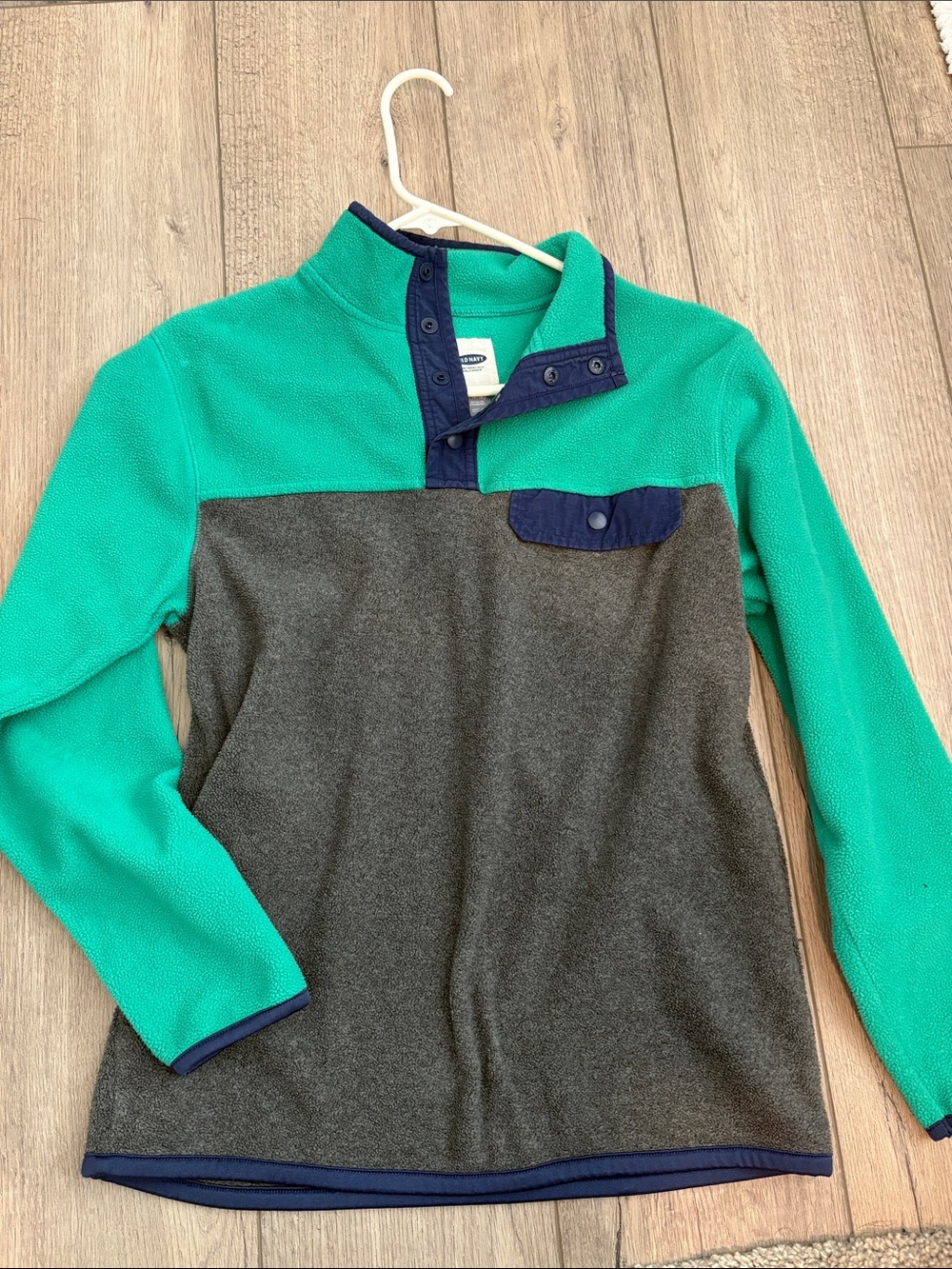 Old Navy Two-Tone Pullover Hoodie in Teal & Charcoal